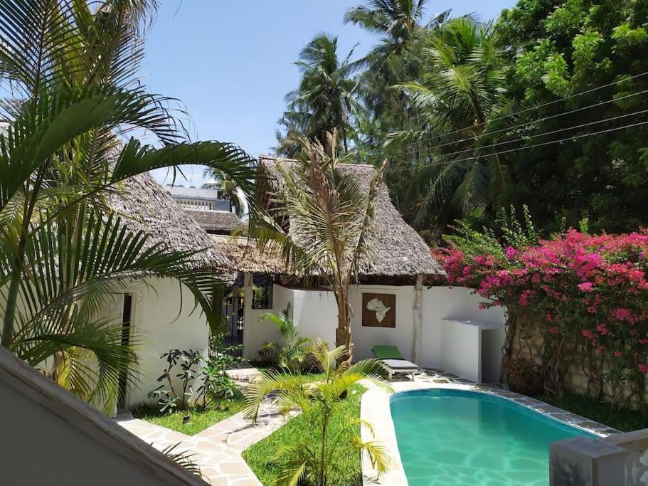 Garoda House Turtle Bay Jacuzzi ☆☆☆☆☆ Kilifi Watamu Exterior photo